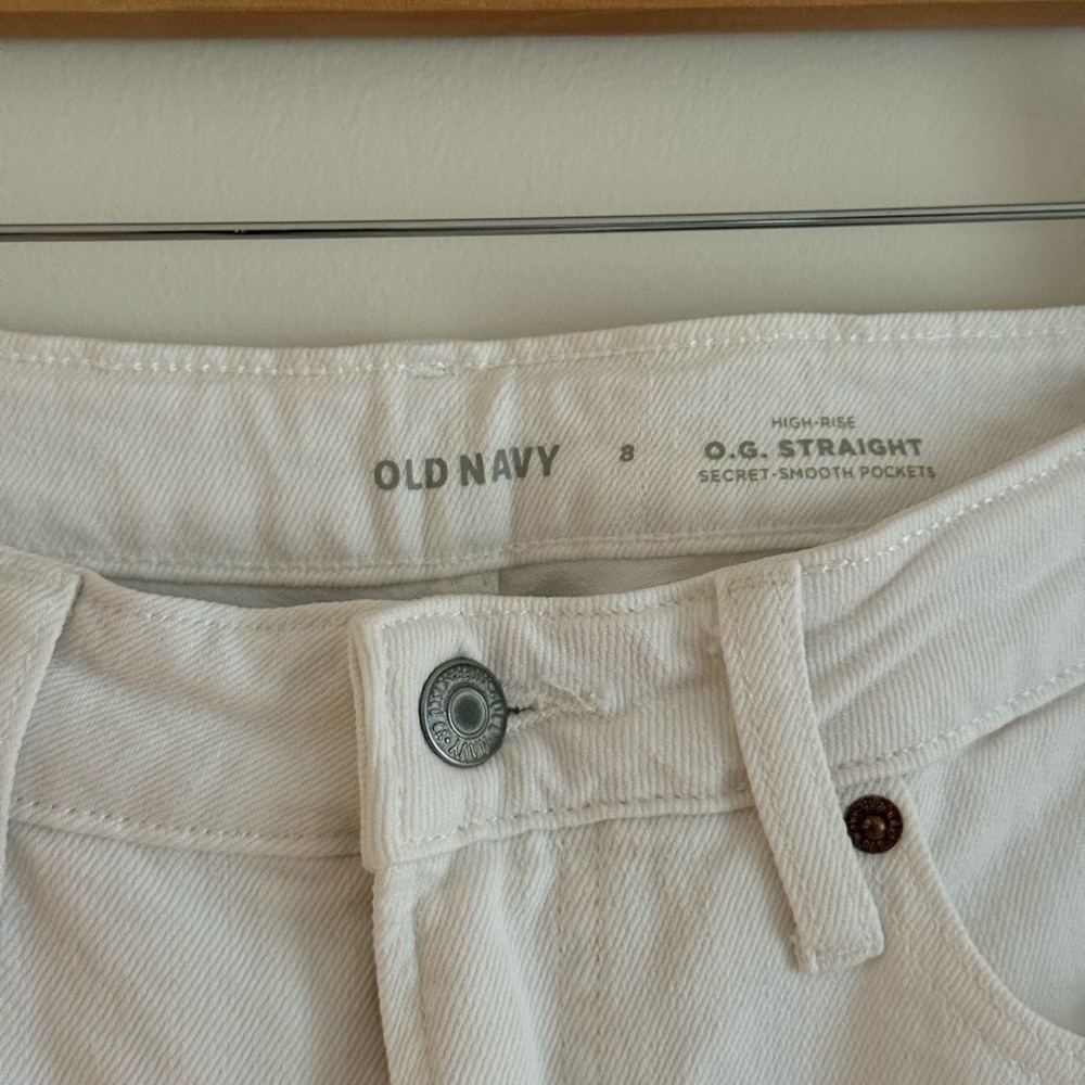 Old Navy White High-Rise Straight Leg Jeans – NWT, Size 8
